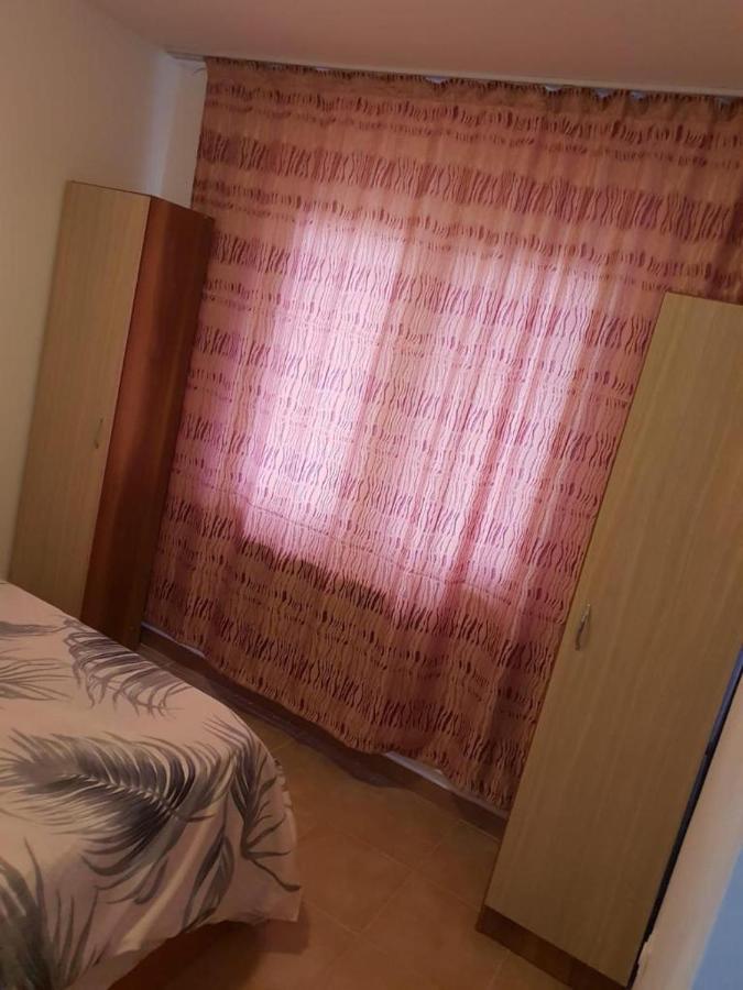 Apartament 2 Camere Tomis Nord Konstanca Kültér fotó