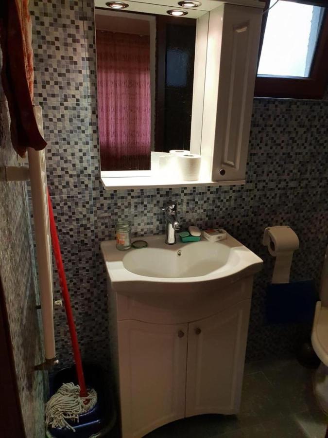 Apartament 2 Camere Tomis Nord Konstanca Kültér fotó